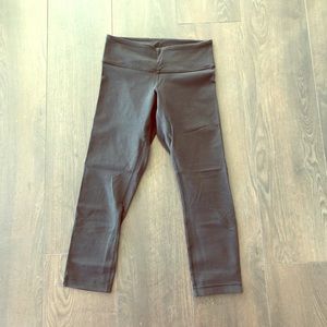 Lululemon 7/8 Workout Pants